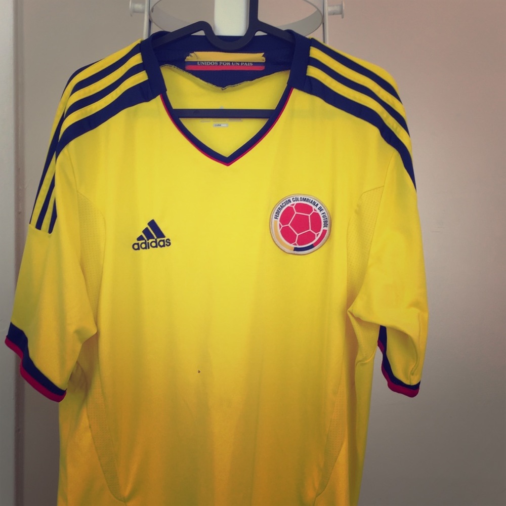 Adidas Colombia Jersey 2011